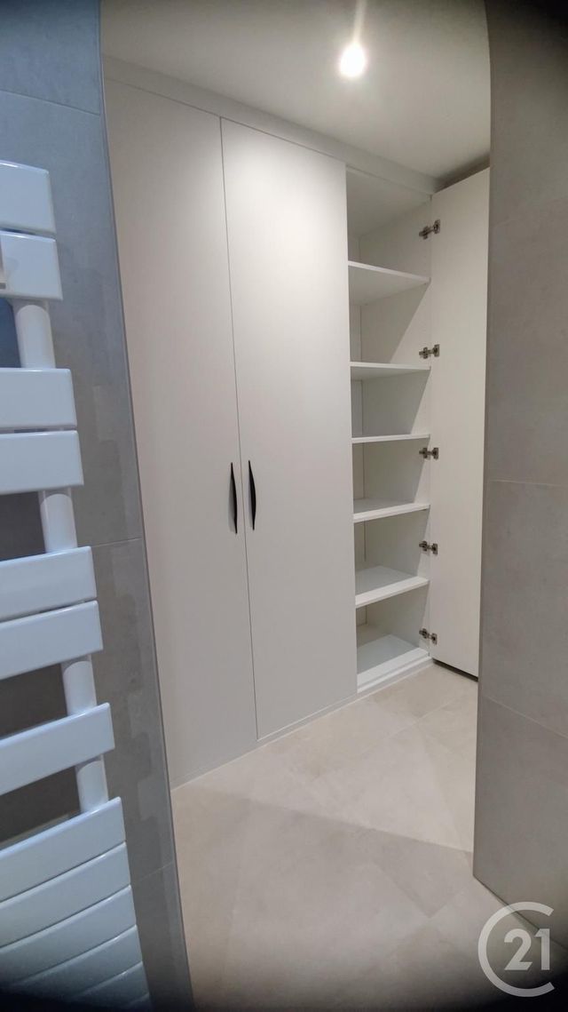 Maison &agrave; louer - 4 pi&egrave;ces - 145 m2 - Combourg - 35 - BRETAGNE