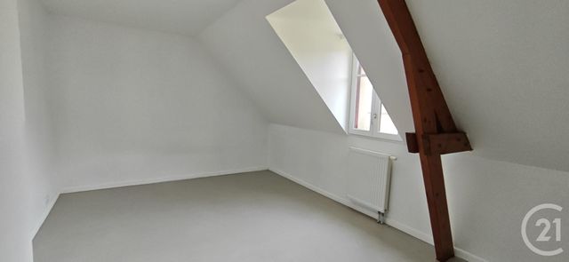 Appartement F4 &agrave; louer - 4 pi&egrave;ces - 85,54 m2 - Pleugueneuc - 35 - BRETAGNE