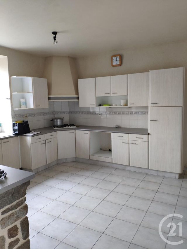 Maison &agrave; louer - 5 pi&egrave;ces - 150 m2 - Combourg - 35 - BRETAGNE