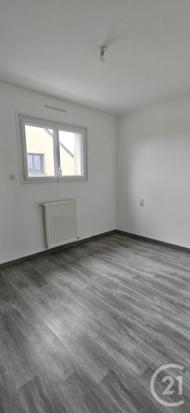 Maison &agrave; louer - 4 pi&egrave;ces - 104,32 m2 - Hede Bazouges - 35 - BRETAGNE