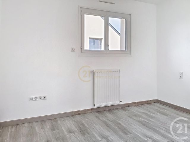 Maison &agrave; louer - 5 pi&egrave;ces - 104,32 m2 - Hede Bazouges - 35 - BRETAGNE