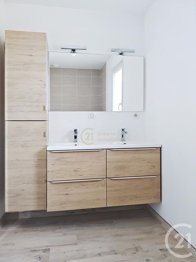 Maison &agrave; louer - 5 pi&egrave;ces - 104,32 m2 - Hede Bazouges - 35 - BRETAGNE