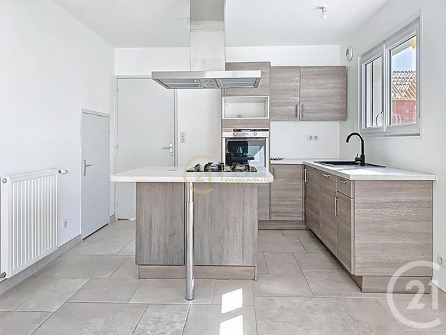 Maison &agrave; louer - 5 pi&egrave;ces - 104,32 m2 - Hede Bazouges - 35 - BRETAGNE