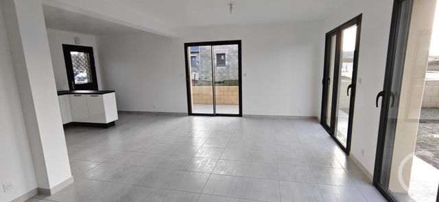 Maison &agrave; louer - 3 pi&egrave;ces - 74,42 m2 - Combourg - 35 - BRETAGNE