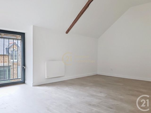 Maison &agrave; louer - 5 pi&egrave;ces - 131 m2 - Epiniac - 35 - BRETAGNE