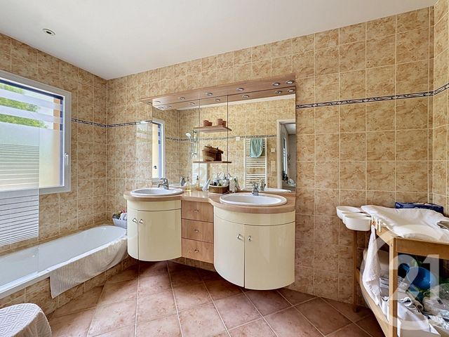 Maison &agrave; vendre - 6 pi&egrave;ces - 194 m2 - Hede Bazouges - 35 - BRETAGNE