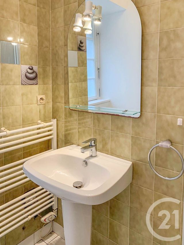 Appartement T2 &agrave; vendre - 2 pi&egrave;ces - 30 m2 - Combourg - 35 - BRETAGNE