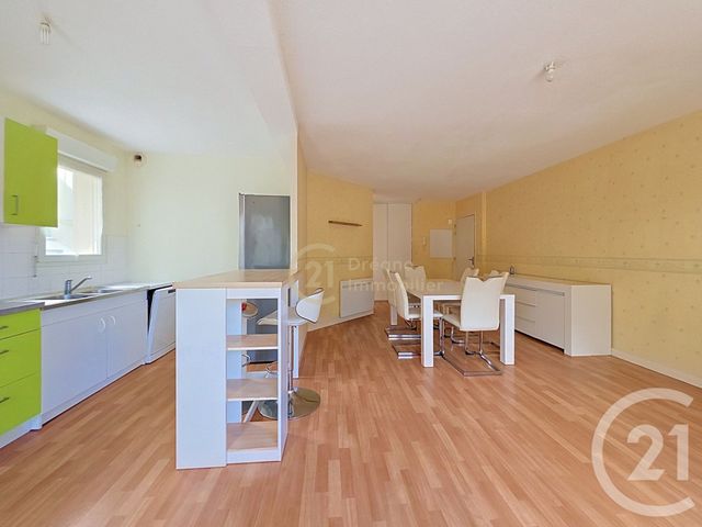 Appartement T3 &agrave; vendre - 3 pi&egrave;ces - 64 m2 - Sens De Bretagne - 35 - BRETAGNE
