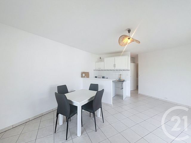 Appartement F2 &agrave; louer - 2 pi&egrave;ces - 36,74 m2 - La Baule - 44 - PAYS-DE-LOIRE