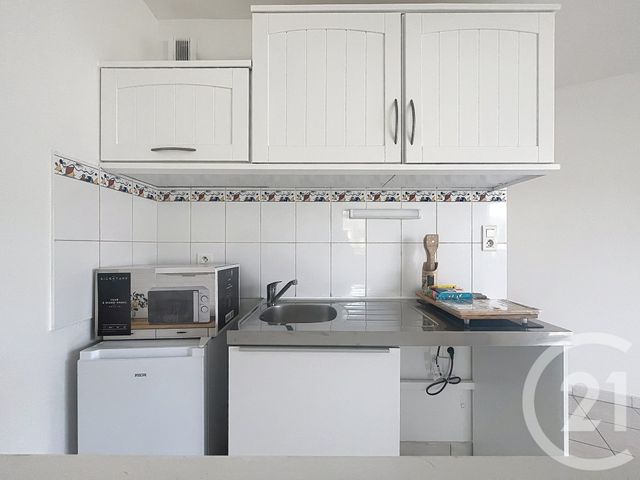 Appartement F2 &agrave; louer - 2 pi&egrave;ces - 36,74 m2 - La Baule - 44 - PAYS-DE-LOIRE