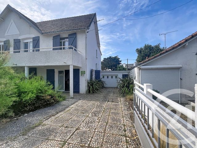 Appartement F3 &agrave; louer - 3 pi&egrave;ces - 58,12 m2 - La Baule - 44 - PAYS-DE-LOIRE