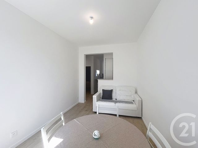 Appartement F3 &agrave; louer - 3 pi&egrave;ces - 45,54 m2 - La Baule - 44 - PAYS-DE-LOIRE