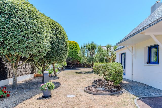 Afficher la photo en grand Maison à vendre - 5 pièces - 209,37 m2 - Batz Sur Mer - 44 - PAYS-DE-LOIRE