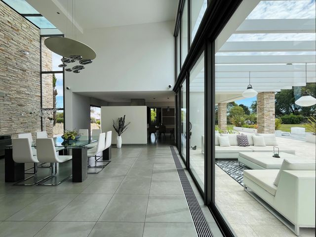 Maison à vendre - 10 pièces - 380 m2 - St Hilaire De Riez - 85 - PAYS-DE-LOIRE