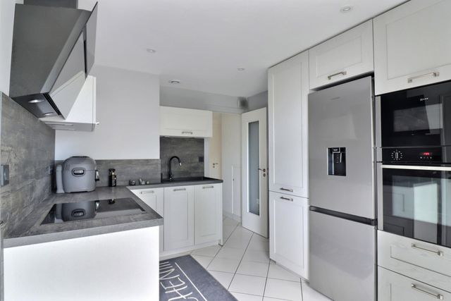 Afficher la photo en grand Appartement T4 à vendre - 4 pièces - 82,27 m2 - La Baule - 44 - PAYS-DE-LOIRE