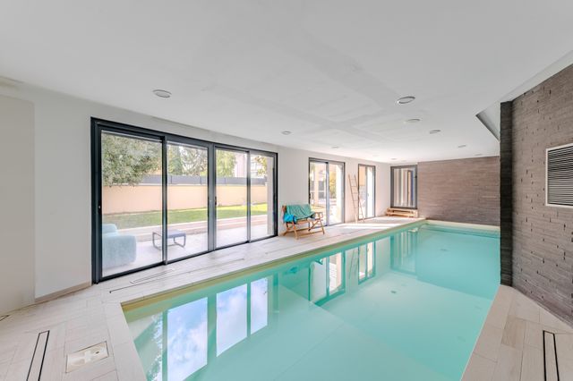 Maison à vendre - 8 pièces - 287 m2 - Rennes - 35 - BRETAGNE