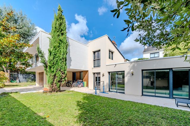 Maison à vendre - 8 pièces - 287 m2 - Rennes - 35 - BRETAGNE