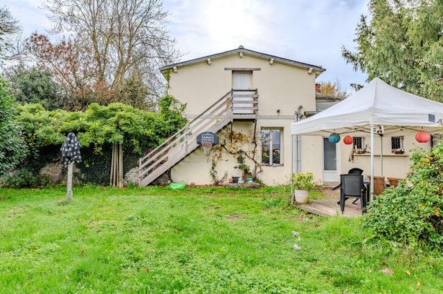 Maison &agrave; vendre - 10 pi&egrave;ces - 420 m2 - Ste Luce Sur Loire - 44 - PAYS-DE-LOIRE