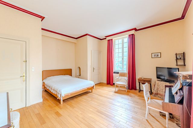 Maison &agrave; vendre - 10 pi&egrave;ces - 420 m2 - Ste Luce Sur Loire - 44 - PAYS-DE-LOIRE
